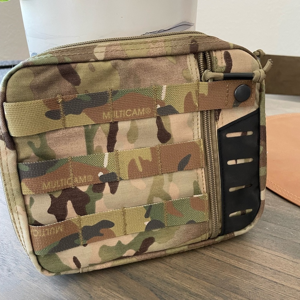 Multicam Admin Pouch